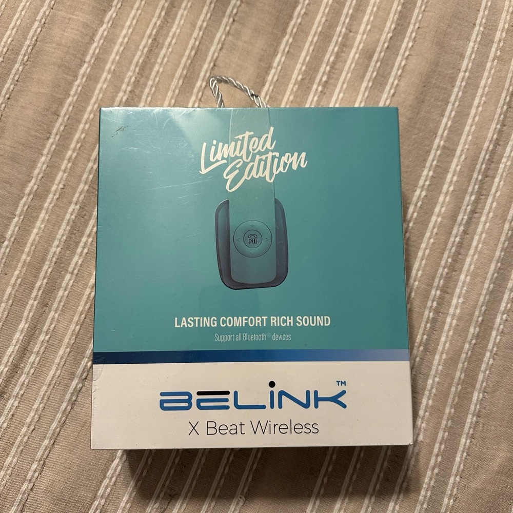 Beat Wireless Bluetooth Headphones - Blue